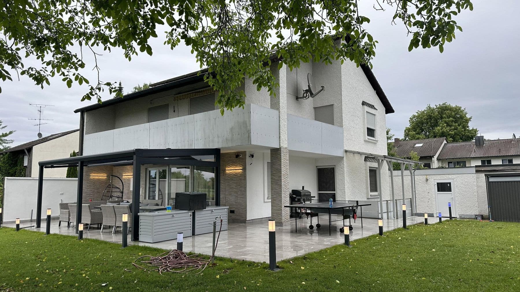 Predaj domu 234 m², pozemek 690 m², Moosburg, Bavorsko Predaj domu 234 m², pozemek 690 m², Moosburg, Bavorsko