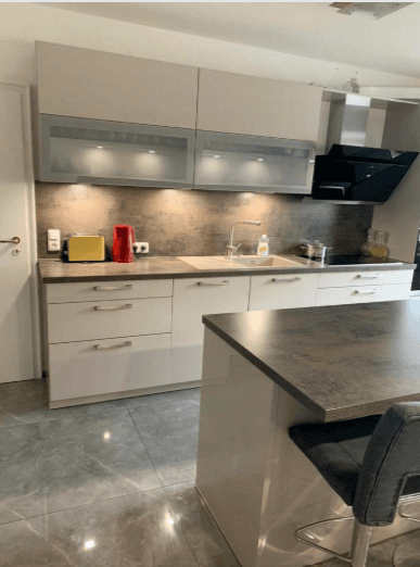 Predaj domu 234 m², pozemek 690 m², Moosburg, Bavorsko Predaj domu 234 m², pozemek 690 m², Moosburg, Bavorsko