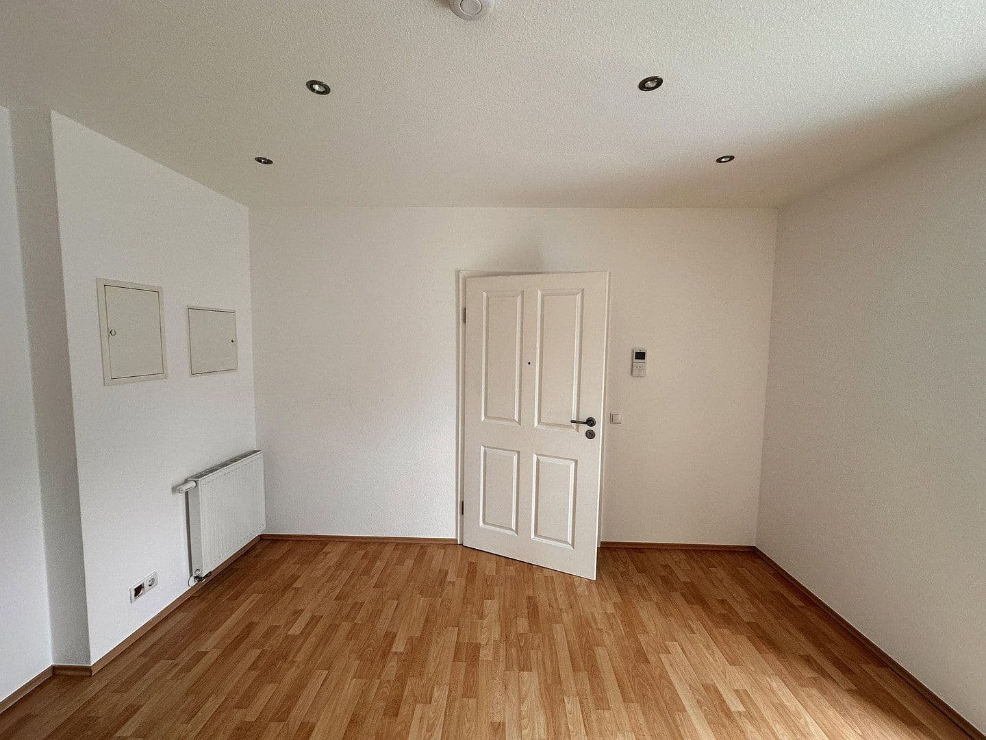 Prenájom bytu 3-izbový 79 m², Am Zehnt 9, Sinsheim, Bádensko-Wurttembersko Prenájom bytu 3-izbový 79 m², Am Zehnt 9, Sinsheim, Bádensko-Wurttembersko
