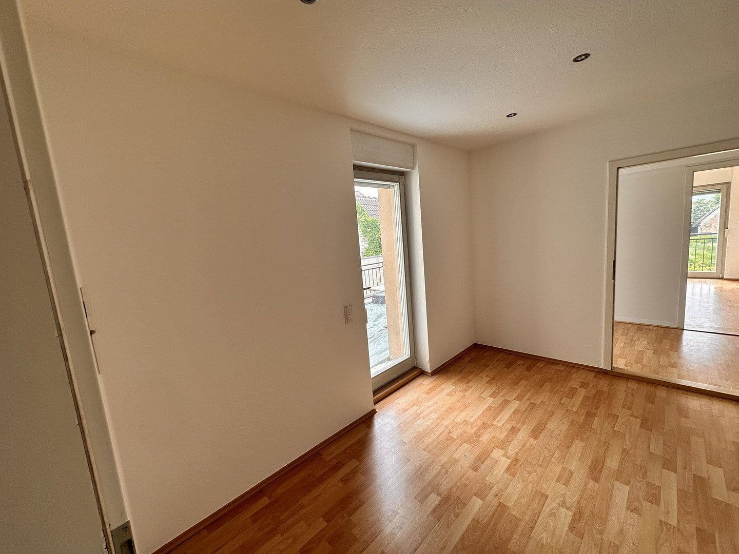 Prenájom bytu 3-izbový 79 m², Am Zehnt 9, Sinsheim, Bádensko-Wurttembersko Prenájom bytu 3-izbový 79 m², Am Zehnt 9, Sinsheim, Bádensko-Wurttembersko