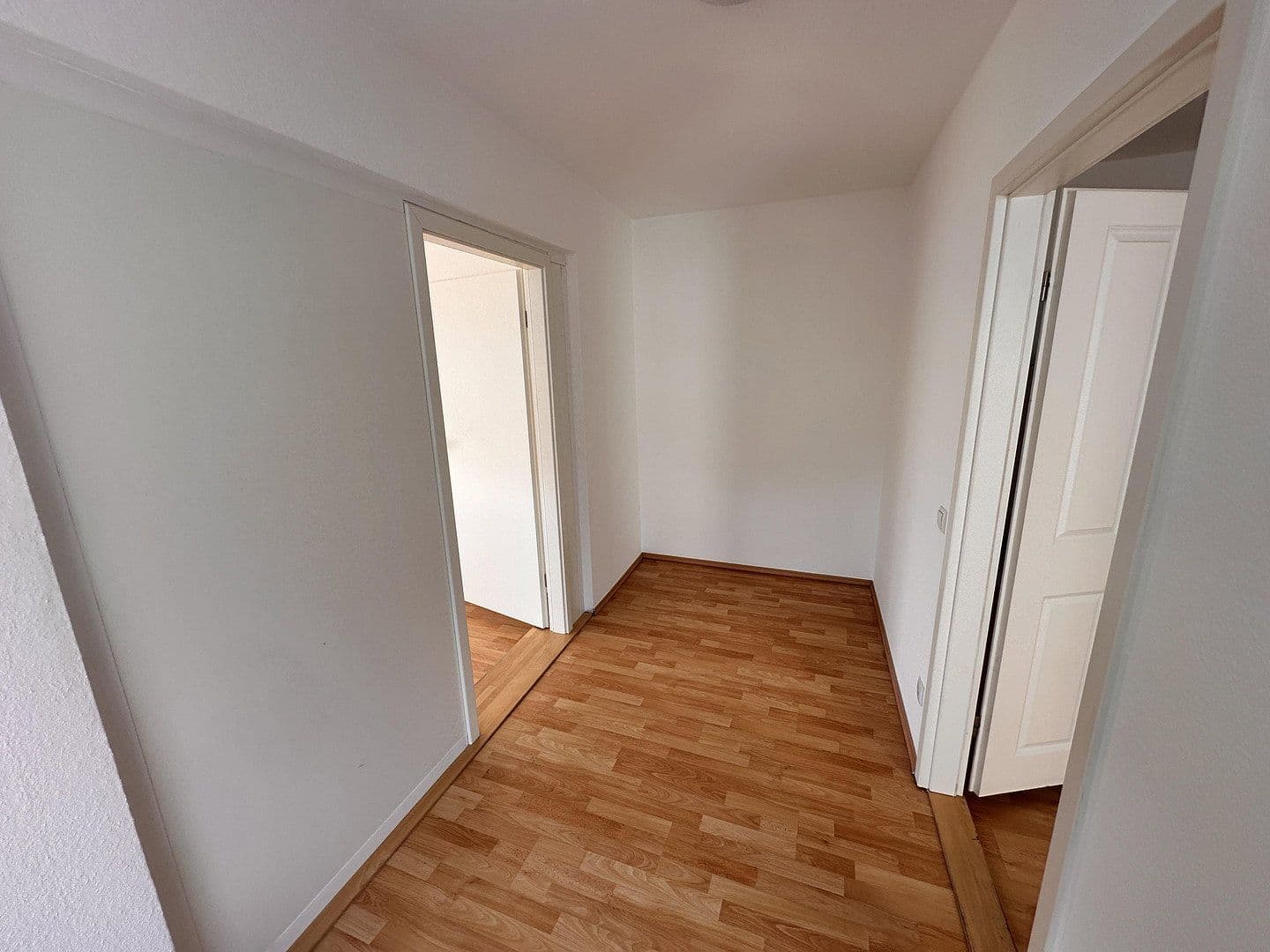 Prenájom bytu 3-izbový 79 m², Am Zehnt 9, Sinsheim, Bádensko-Wurttembersko Prenájom bytu 3-izbový 79 m², Am Zehnt 9, Sinsheim, Bádensko-Wurttembersko