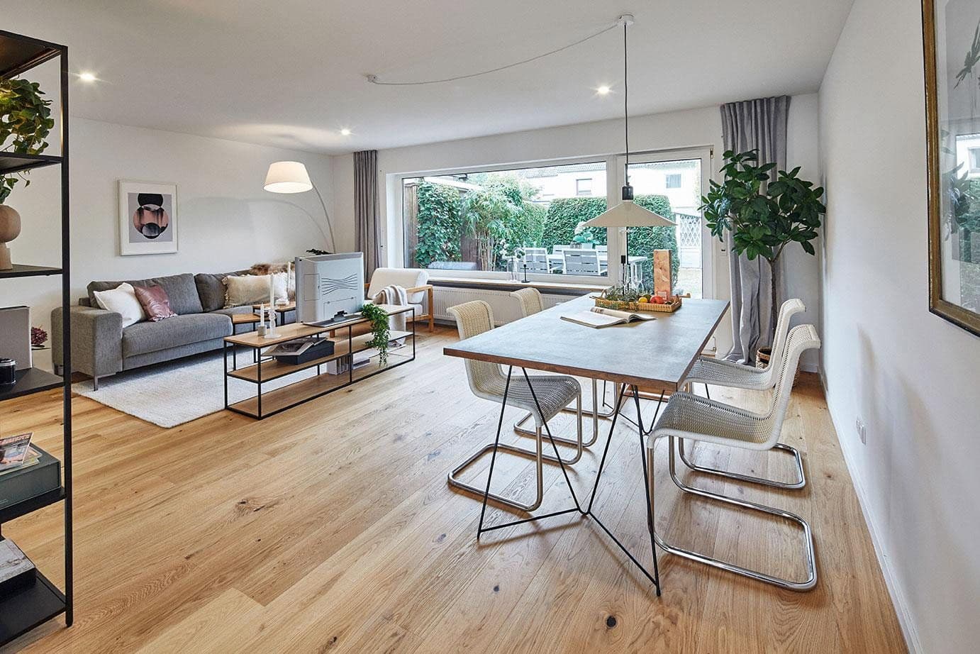 Predaj domu 120 m², pozemek 180 m², Nürnberg, Bavorsko Predaj domu 120 m², pozemek 180 m², Nürnberg, Bavorsko