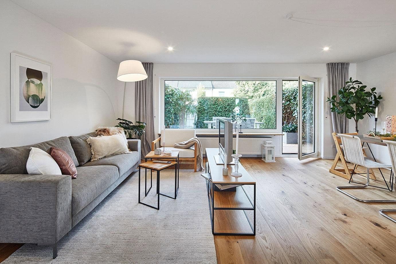 Predaj domu 120 m², pozemek 180 m², Nürnberg, Bavorsko Predaj domu 120 m², pozemek 180 m², Nürnberg, Bavorsko