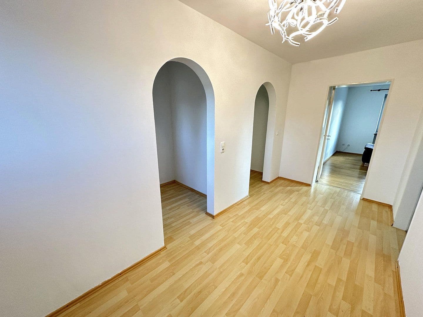 Prenájom bytu 4-izbový 117 m², Poing, Bavorsko Prenájom bytu 4-izbový 117 m², Poing, Bavorsko