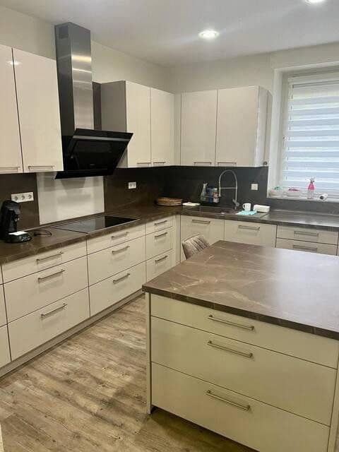 Predaj bytu 5-izbový 117 m², Bochum, Severné Porýnie - Westfálsko Predaj bytu 5-izbový 117 m², Bochum, Severné Porýnie - Westfálsko
