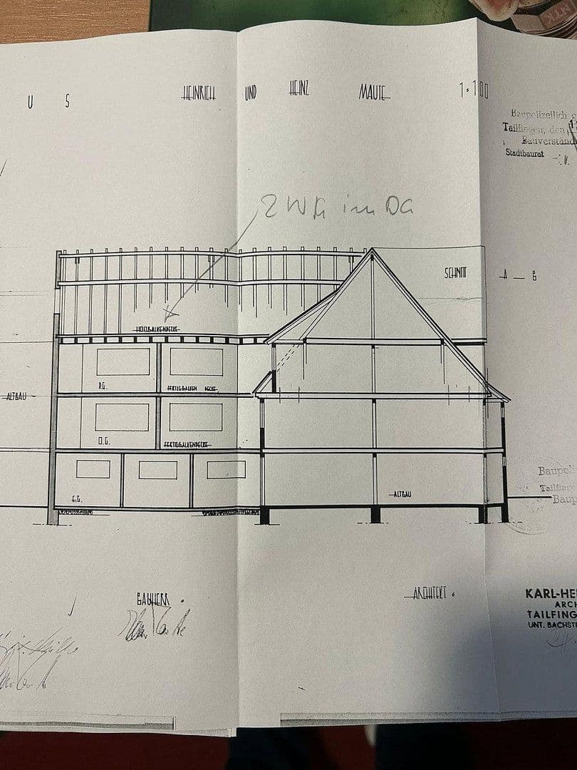 Predaj domu 355 m², pozemek 450 m², Lindenstr.29, Albstadt, Bádensko-Wurttembersko Predaj domu 355 m², pozemek 450 m², Lindenstr.29, Albstadt, Bádensko-Wurttembersko