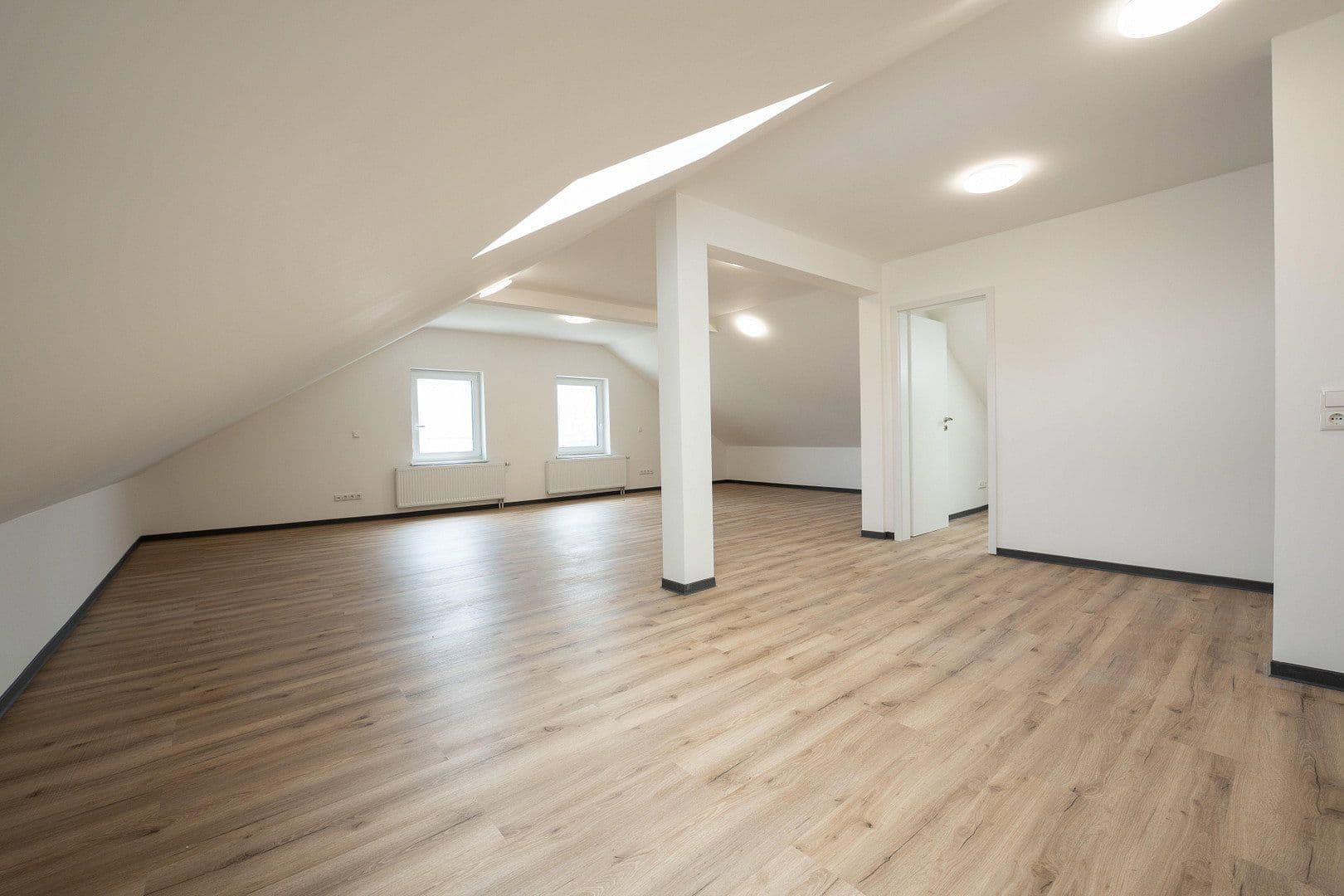 Prenájom bytu 4-izbový 129 m², Buchenberg, Bavorsko Prenájom bytu 4-izbový 129 m², Buchenberg, Bavorsko
