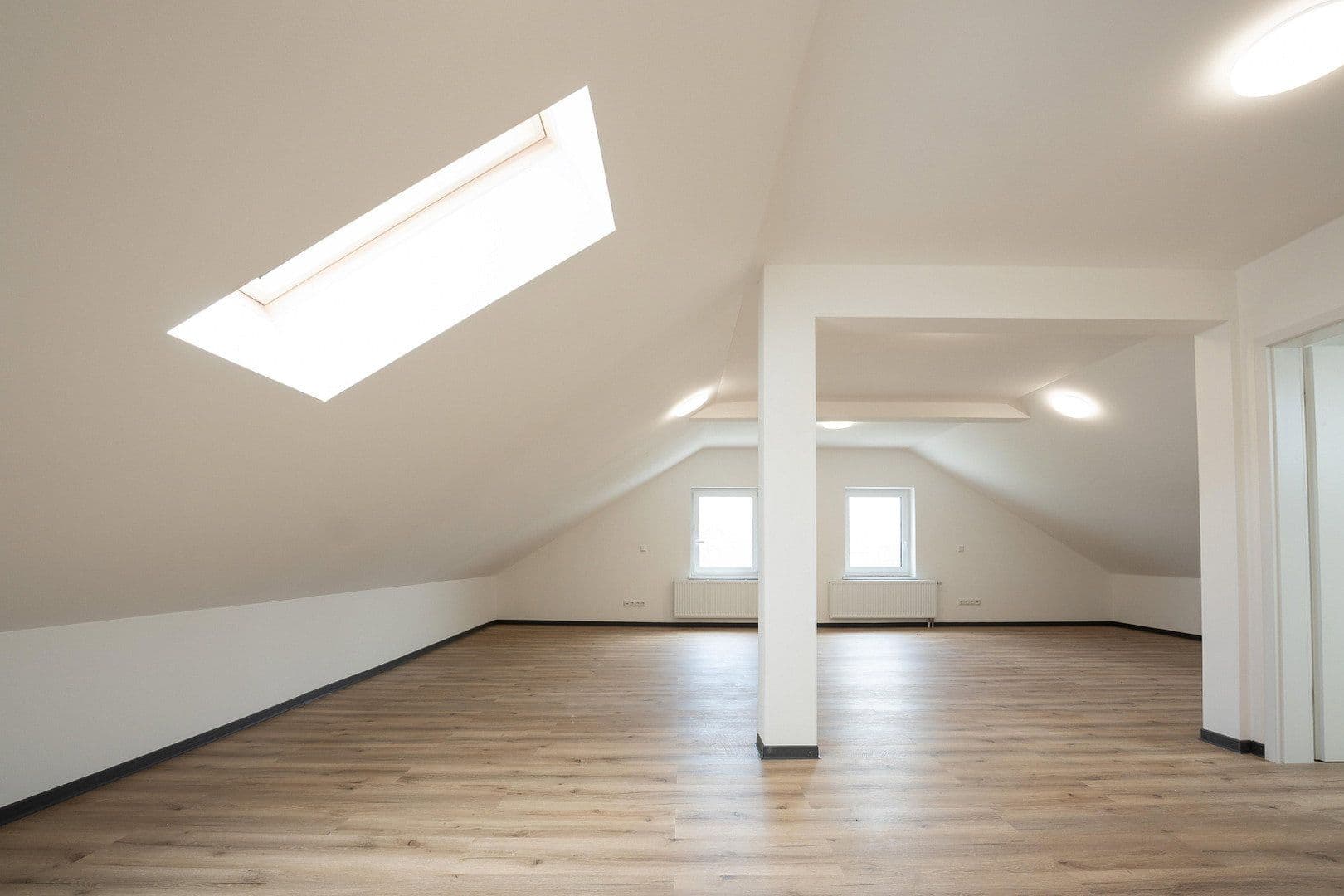 Prenájom bytu 4-izbový 129 m², Buchenberg, Bavorsko Prenájom bytu 4-izbový 129 m², Buchenberg, Bavorsko