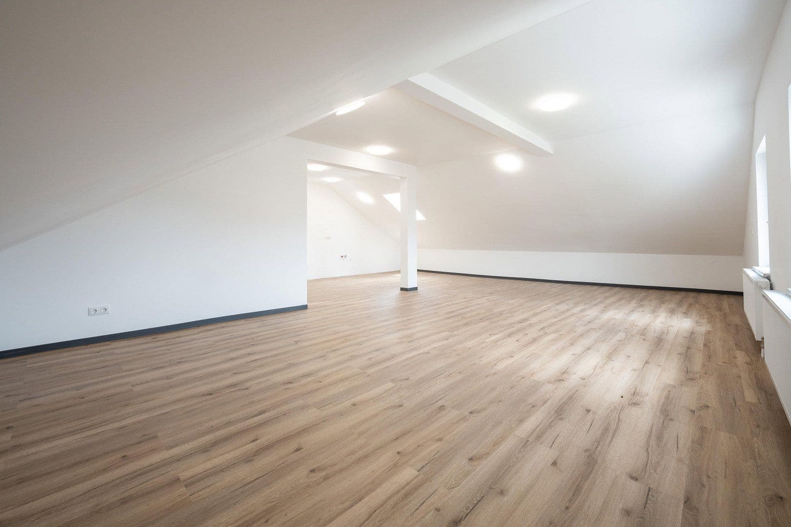 Prenájom bytu 4-izbový 129 m², Buchenberg, Bavorsko Prenájom bytu 4-izbový 129 m², Buchenberg, Bavorsko