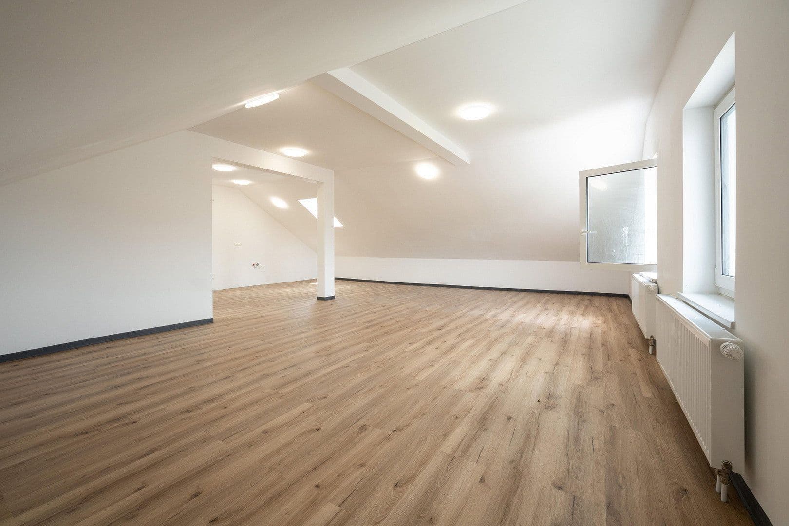 Prenájom bytu 4-izbový 129 m², Buchenberg, Bavorsko Prenájom bytu 4-izbový 129 m², Buchenberg, Bavorsko