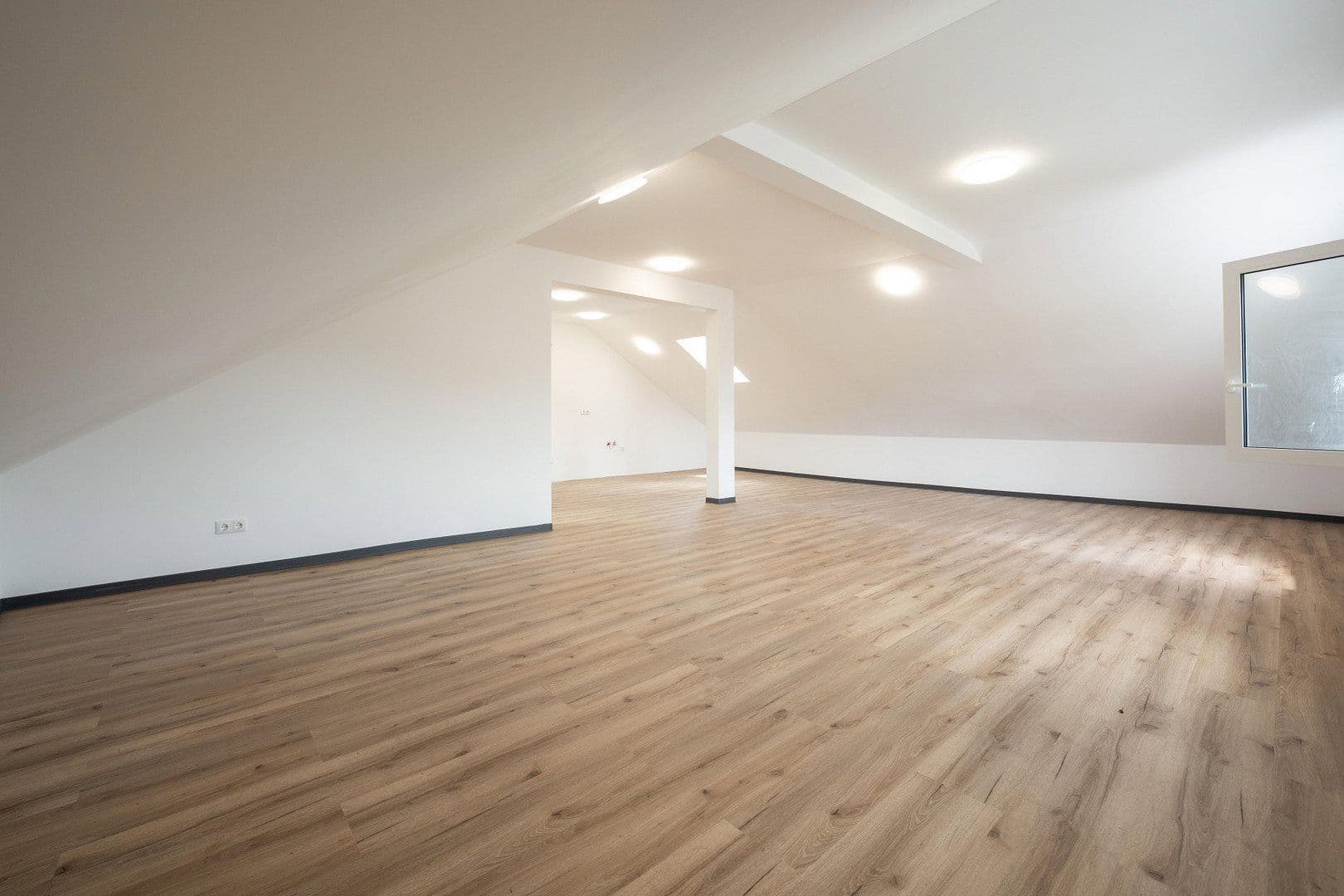 Prenájom bytu 4-izbový 129 m², Buchenberg, Bavorsko Prenájom bytu 4-izbový 129 m², Buchenberg, Bavorsko