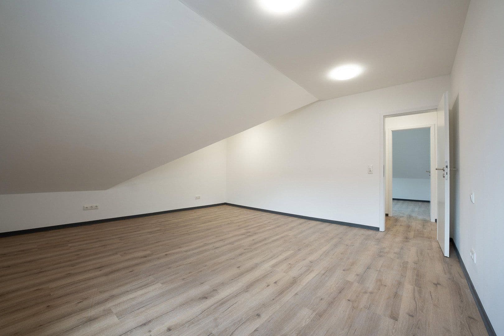 Prenájom bytu 4-izbový 129 m², Buchenberg, Bavorsko Prenájom bytu 4-izbový 129 m², Buchenberg, Bavorsko