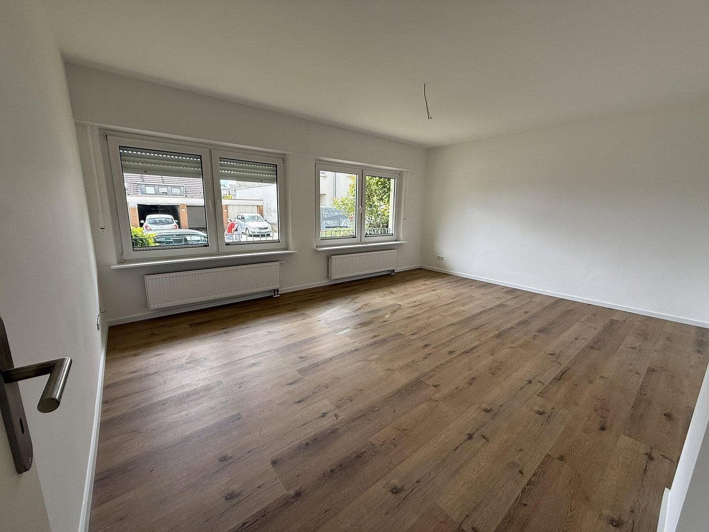 Prenájom bytu 3-izbový 75 m², Florastr. 7, Solingen, Severné Porýnie - Westfálsko Prenájom bytu 3-izbový 75 m², Florastr. 7, Solingen, Severné Porýnie - Westfálsko