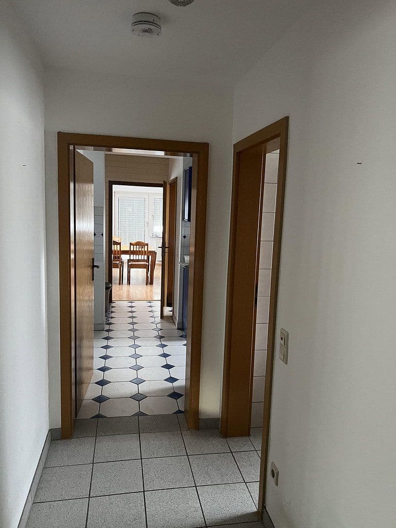 Prenájom bytu 4-izbový 104 m², Leimen, Bádensko-Wurttembersko Prenájom bytu 4-izbový 104 m², Leimen, Bádensko-Wurttembersko
