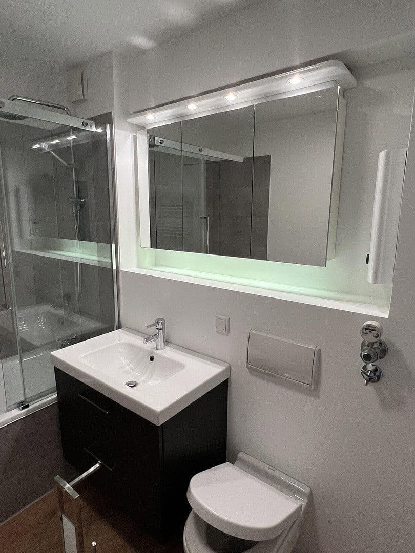 Predaj bytu 2-izbový 58 m², Lortzingstr. 25 a, Hilden, Severné Porýnie - Westfálsko Predaj bytu 2-izbový 58 m², Lortzingstr. 25 a, Hilden, Severné Porýnie - Westfálsko