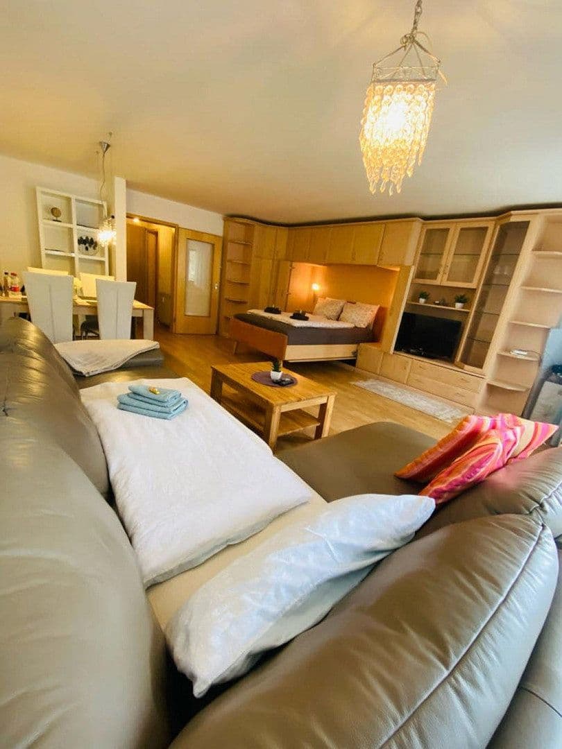 Prenájom bytu 1-izbový 43 m², Zeppelinstraße 140, Friedrichshafen, Bádensko-Wurttembersko Prenájom bytu 1-izbový 43 m², Zeppelinstraße 140, Friedrichshafen, Bádensko-Wurttembersko