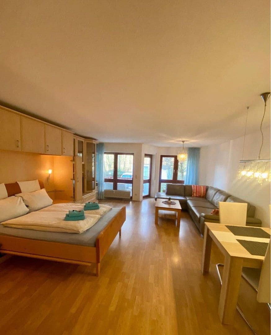 Prenájom bytu 1-izbový 43 m², Zeppelinstraße 140, Friedrichshafen, Bádensko-Wurttembersko Prenájom bytu 1-izbový 43 m², Zeppelinstraße 140, Friedrichshafen, Bádensko-Wurttembersko