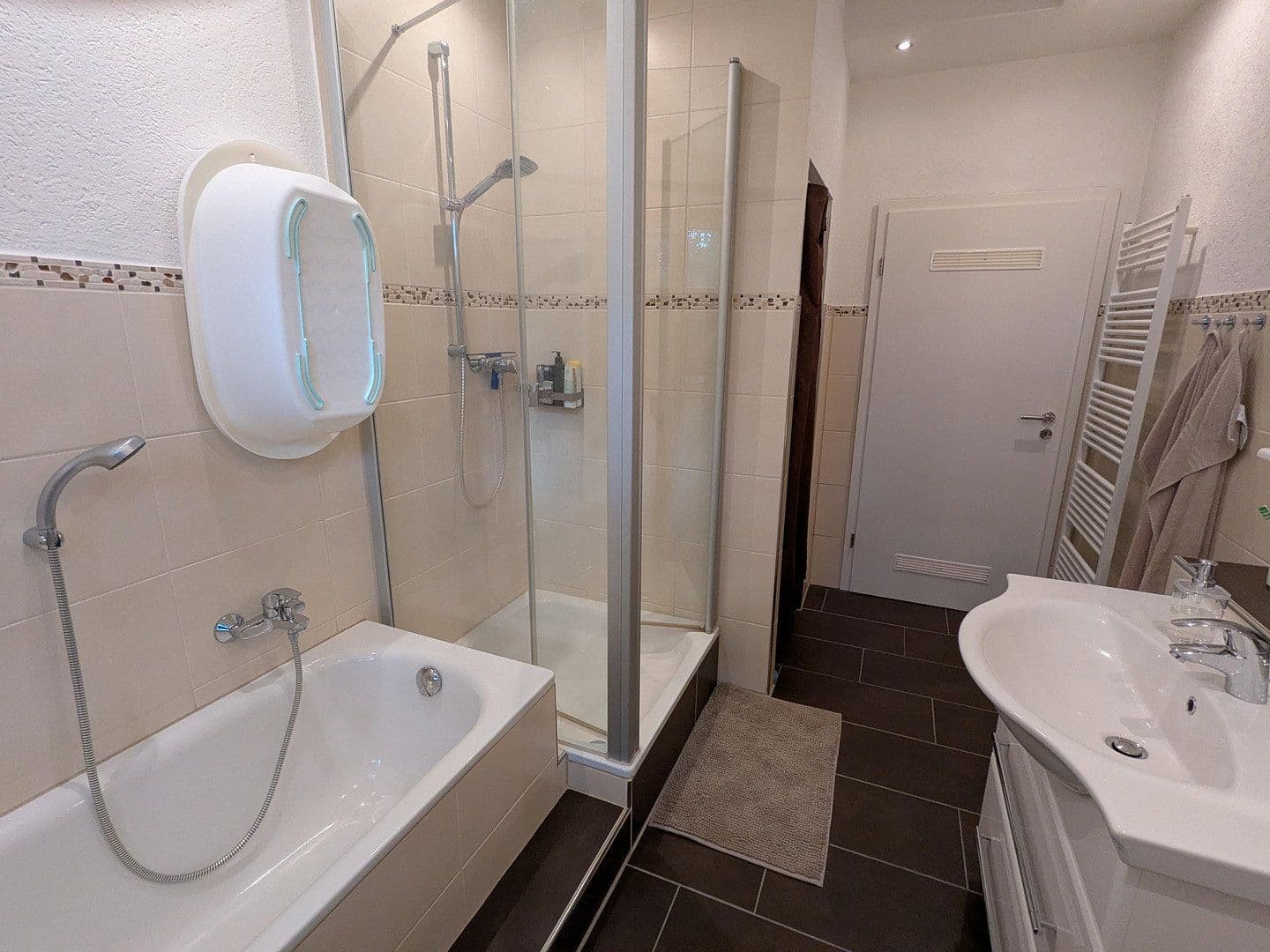 Prenájom bytu 2-izbový 58 m², Bremen, Brémy Prenájom bytu 2-izbový 58 m², Bremen, Brémy