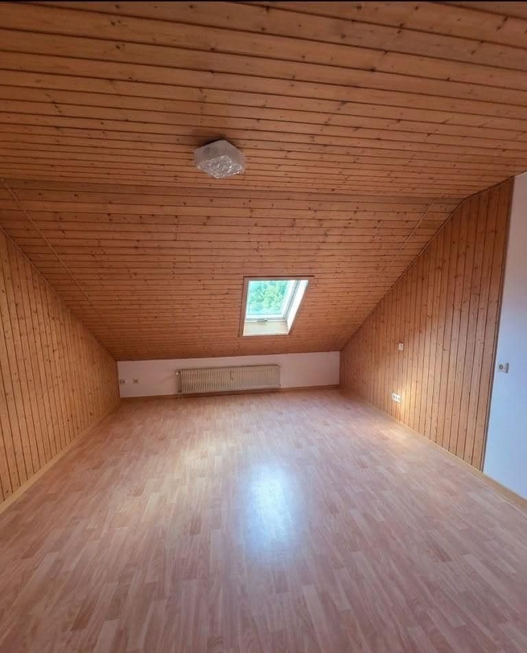Predaj domu 316 m², pozemek 779 m², Königsbergerstraße 9, Vilseck, Bavorsko Predaj domu 316 m², pozemek 779 m², Königsbergerstraße 9, Vilseck, Bavorsko