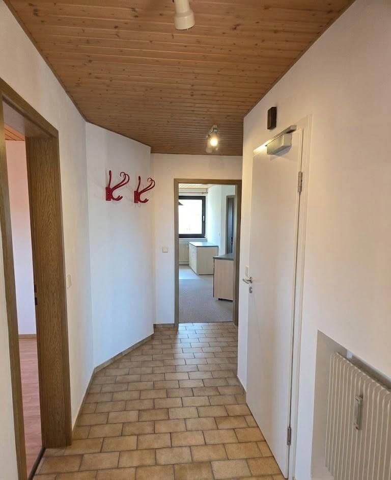 Predaj domu 316 m², pozemek 779 m², Königsbergerstraße 9, Vilseck, Bavorsko Predaj domu 316 m², pozemek 779 m², Königsbergerstraße 9, Vilseck, Bavorsko