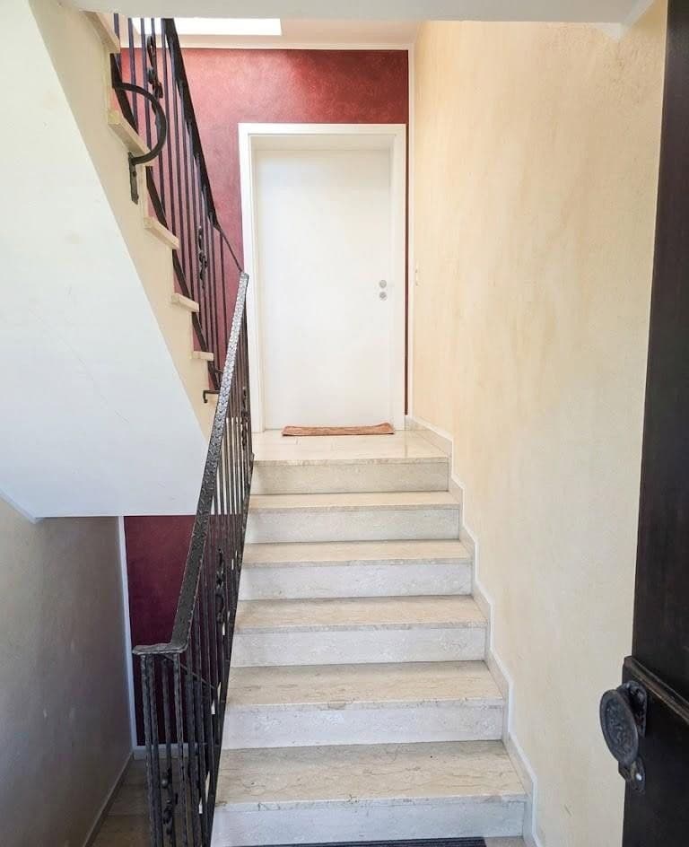 Predaj domu 316 m², pozemek 779 m², Königsbergerstraße 9, Vilseck, Bavorsko Predaj domu 316 m², pozemek 779 m², Königsbergerstraße 9, Vilseck, Bavorsko