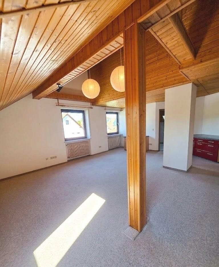 Predaj domu 316 m², pozemek 779 m², Königsbergerstraße 9, Vilseck, Bavorsko Predaj domu 316 m², pozemek 779 m², Königsbergerstraße 9, Vilseck, Bavorsko