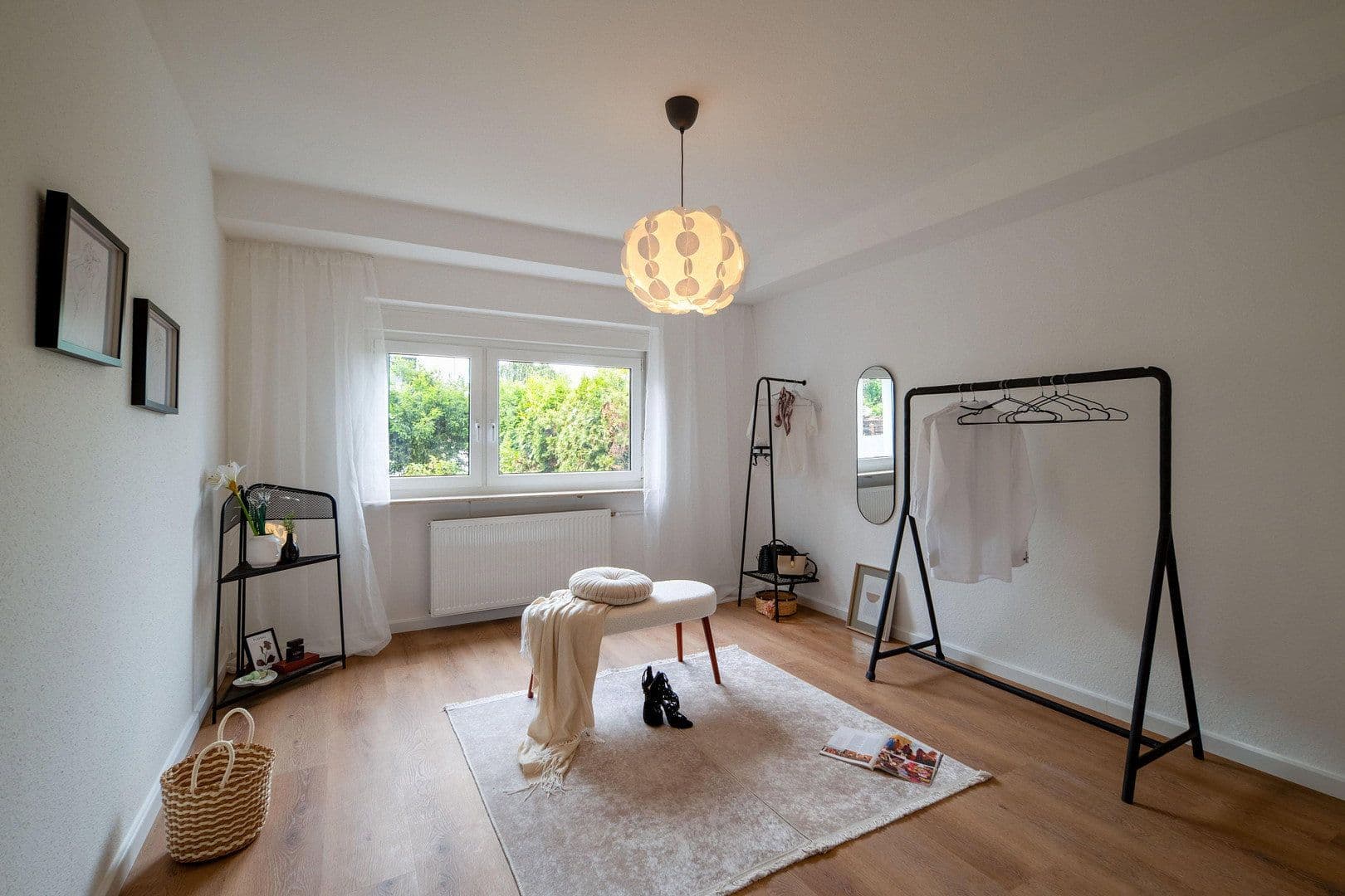 Predaj domu 253 m², pozemek 390 m², Wiesbaden, Hesensko Predaj domu 253 m², pozemek 390 m², Wiesbaden, Hesensko