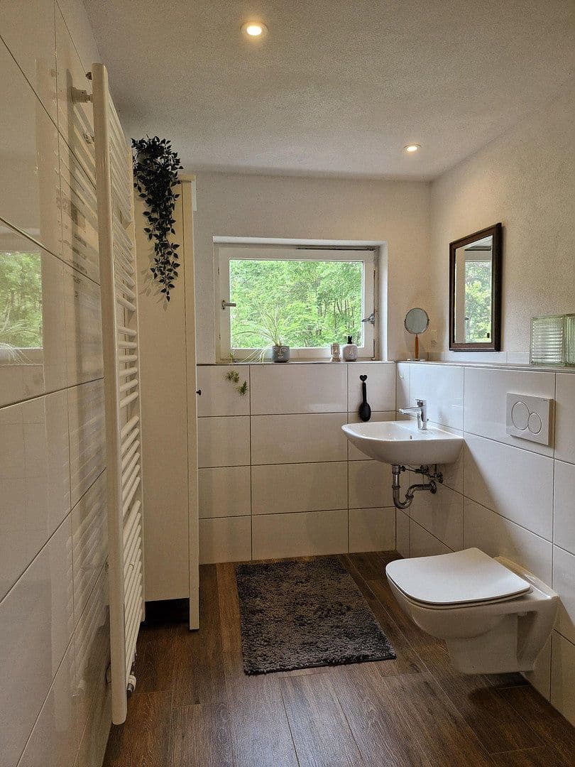 Predaj domu 253 m², pozemek 8.685 m², Achtelsbach, Porýnie-Falcko Predaj domu 253 m², pozemek 8.685 m², Achtelsbach, Porýnie-Falcko