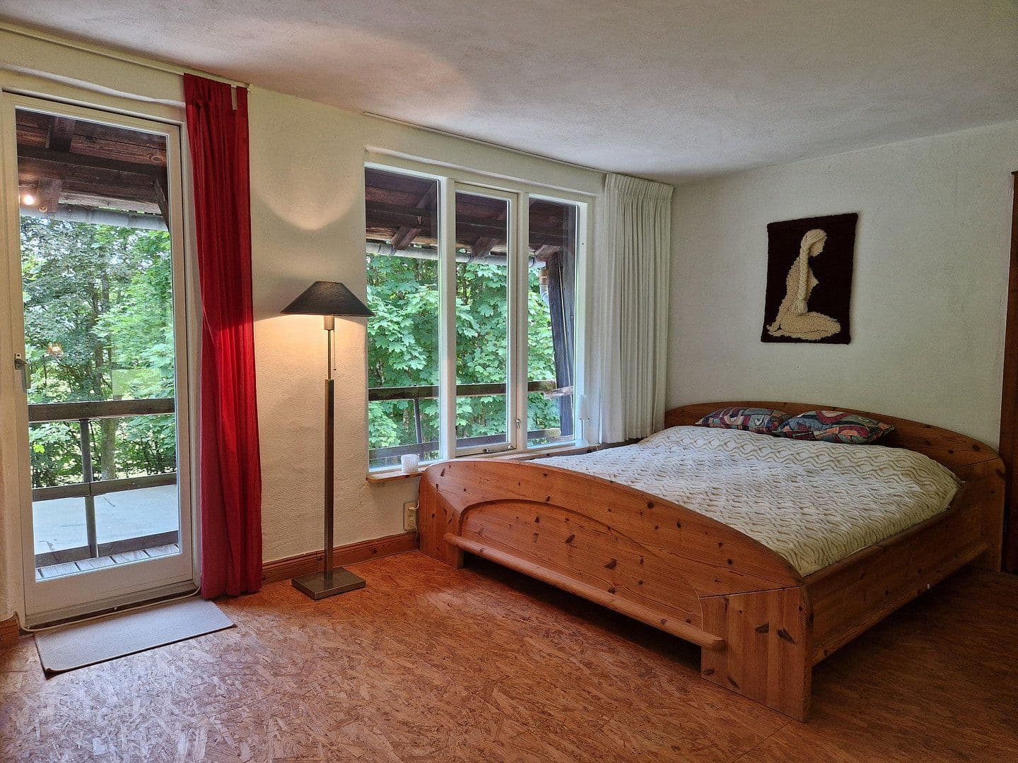 Predaj domu 253 m², pozemek 8.685 m², Achtelsbach, Porýnie-Falcko Predaj domu 253 m², pozemek 8.685 m², Achtelsbach, Porýnie-Falcko