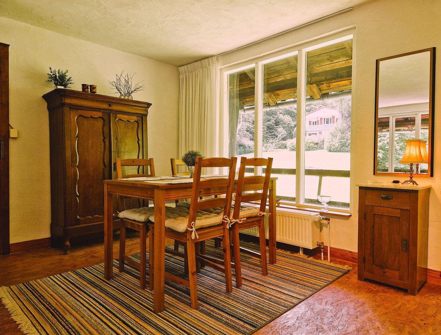 Predaj domu 253 m², pozemek 8.685 m², Achtelsbach, Porýnie-Falcko Predaj domu 253 m², pozemek 8.685 m², Achtelsbach, Porýnie-Falcko