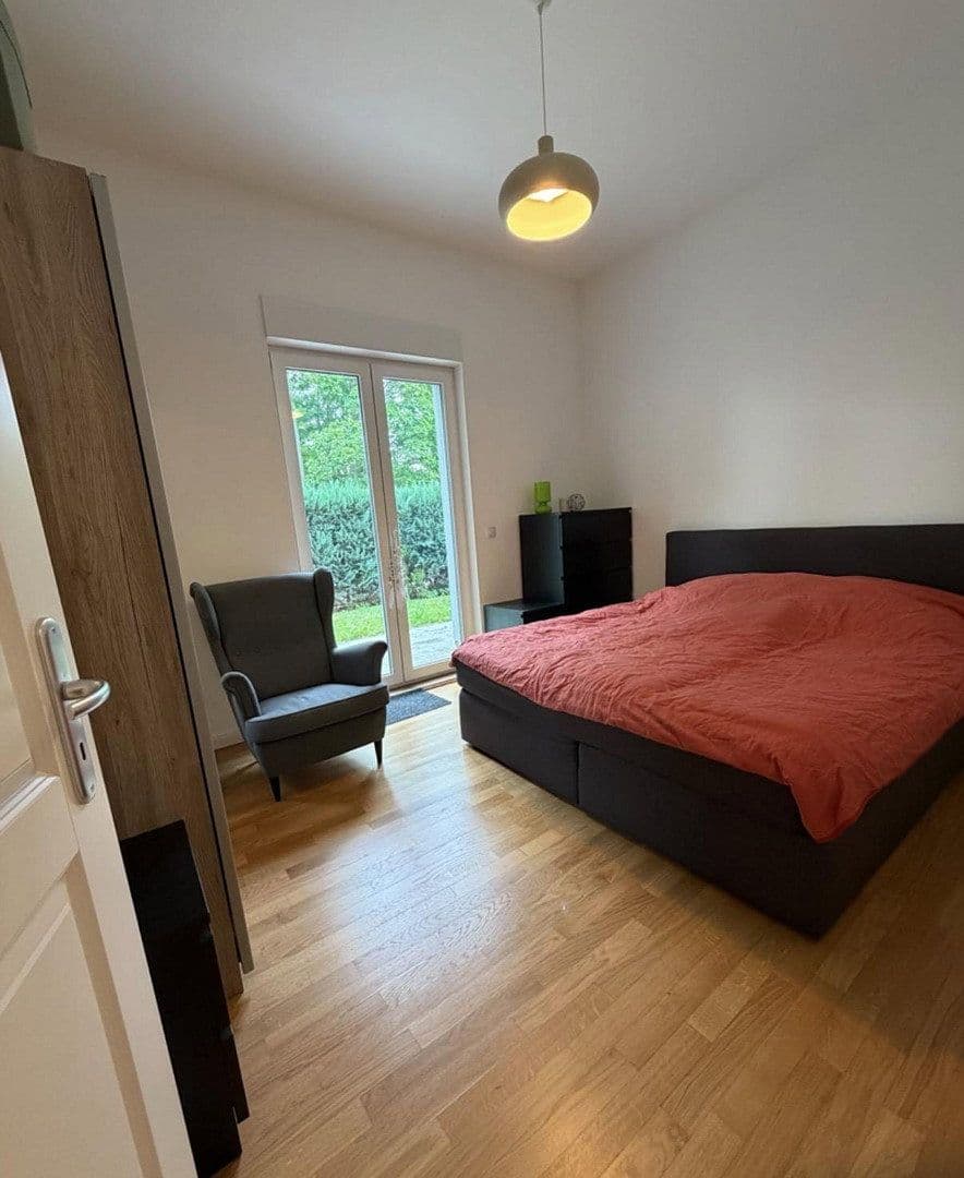 Prenájom bytu 2-izbový 65 m², Rudower Str. 178A, Berlin, Berlín Prenájom bytu 2-izbový 65 m², Rudower Str. 178A, Berlin, Berlín