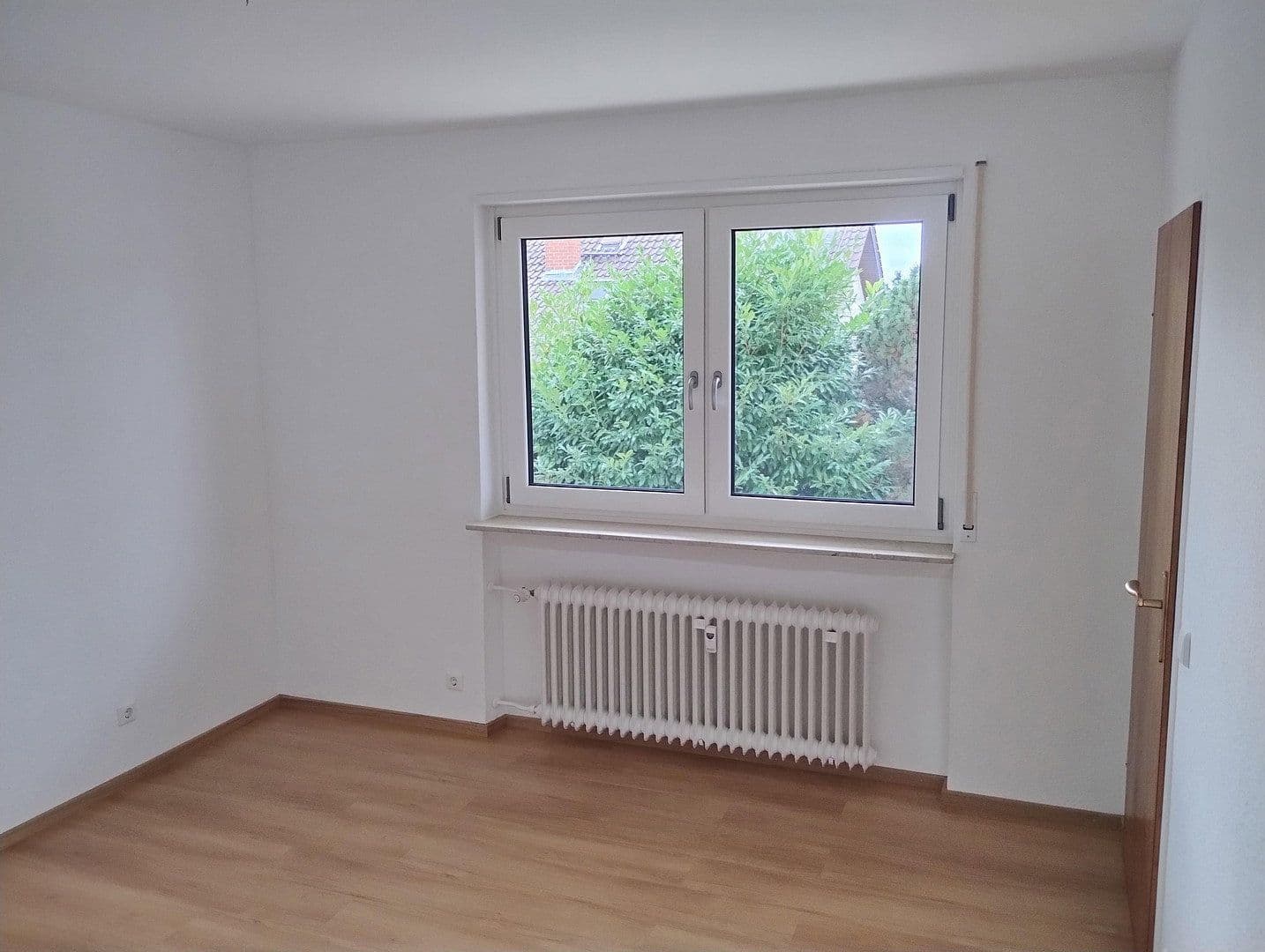Prenájom bytu 2-izbový 66 m², Leimen, Bádensko-Wurttembersko Prenájom bytu 2-izbový 66 m², Leimen, Bádensko-Wurttembersko