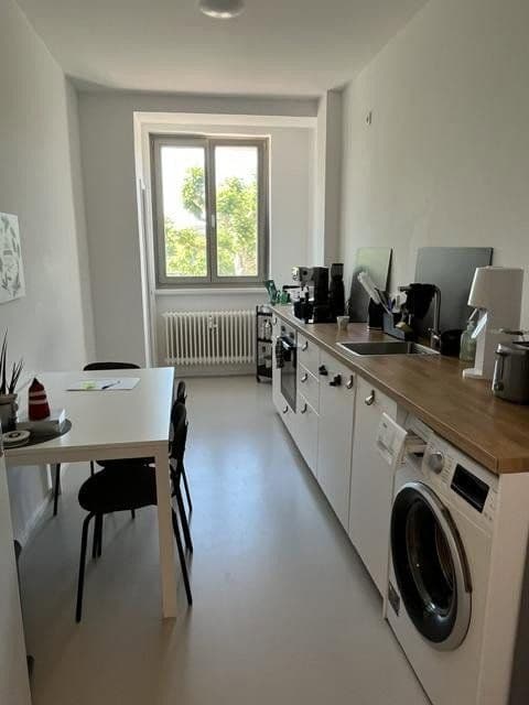 Prenájom bytu 2-izbový 70 m², Schöne Aussicht 8, Frankfurt am Main, Hesensko Prenájom bytu 2-izbový 70 m², Schöne Aussicht 8, Frankfurt am Main, Hesensko