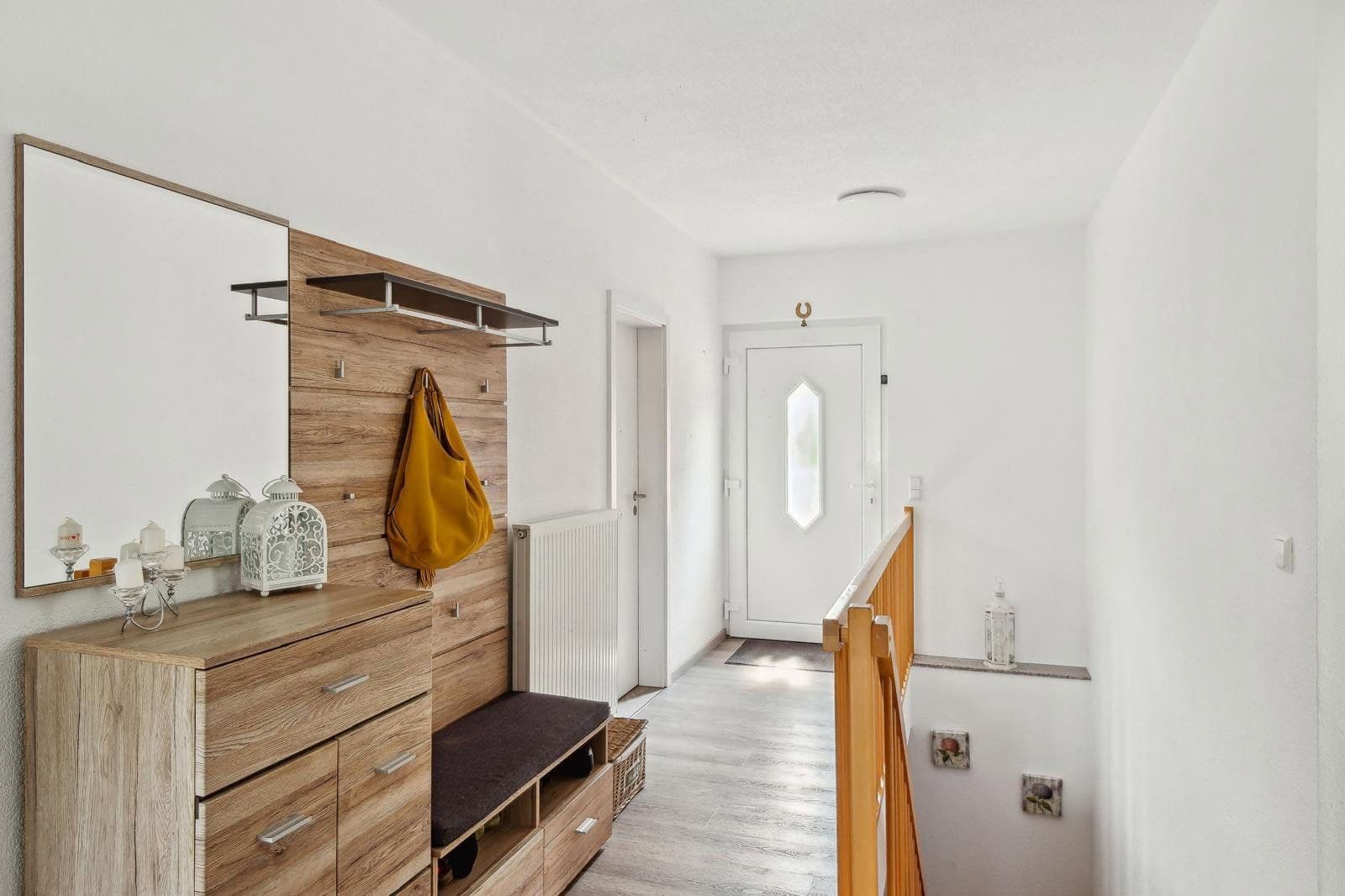 Predaj domu 160 m², pozemek 825 m², Laupheim, Bádensko-Wurttembersko Predaj domu 160 m², pozemek 825 m², Laupheim, Bádensko-Wurttembersko