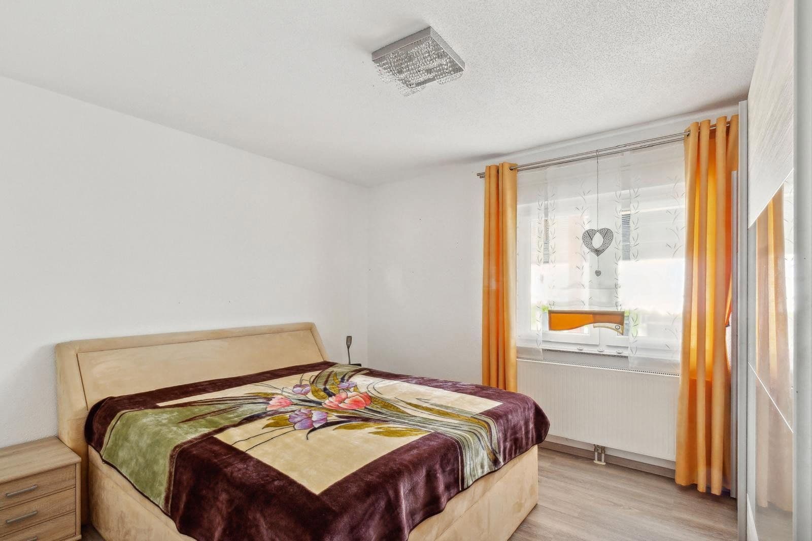 Predaj domu 160 m², pozemek 825 m², Laupheim, Bádensko-Wurttembersko Predaj domu 160 m², pozemek 825 m², Laupheim, Bádensko-Wurttembersko