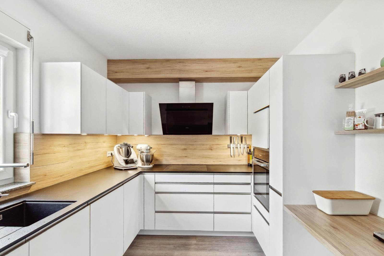 Predaj domu 160 m², pozemek 825 m², Laupheim, Bádensko-Wurttembersko Predaj domu 160 m², pozemek 825 m², Laupheim, Bádensko-Wurttembersko
