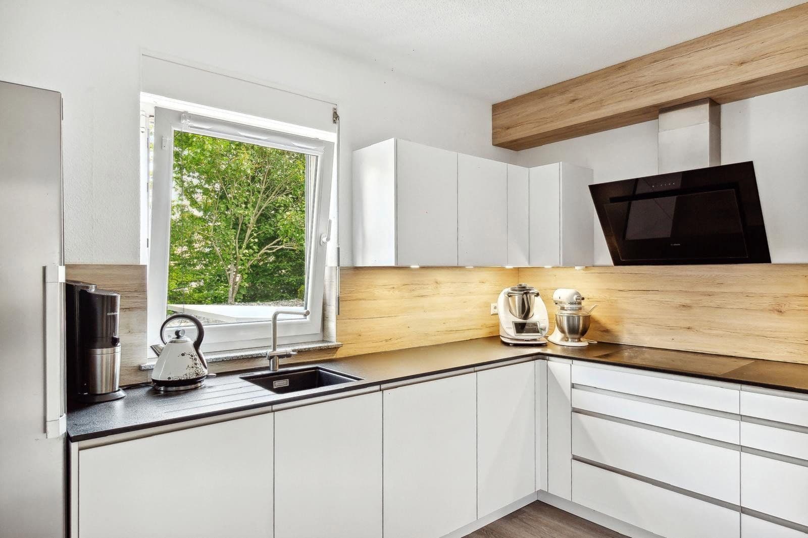 Predaj domu 160 m², pozemek 825 m², Laupheim, Bádensko-Wurttembersko Predaj domu 160 m², pozemek 825 m², Laupheim, Bádensko-Wurttembersko