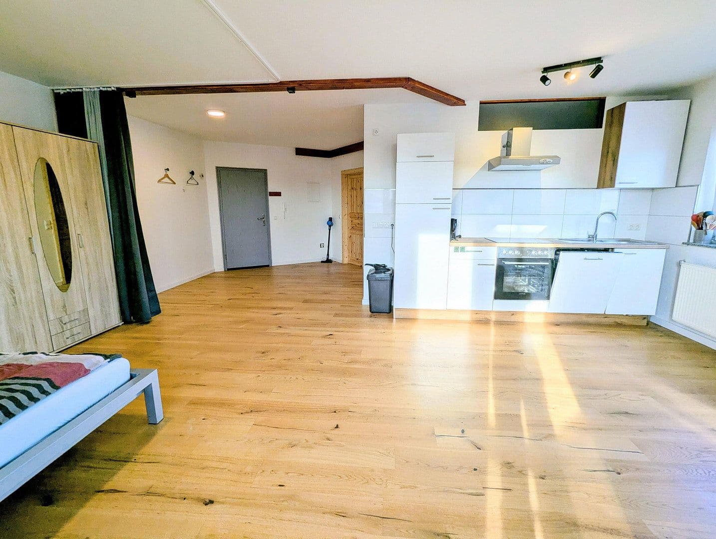 Prenájom bytu 2-izbový 70 m², Krongasse 4, Ludwigshafen am Rhein, Porýnie-Falcko Prenájom bytu 2-izbový 70 m², Krongasse 4, Ludwigshafen am Rhein, Porýnie-Falcko