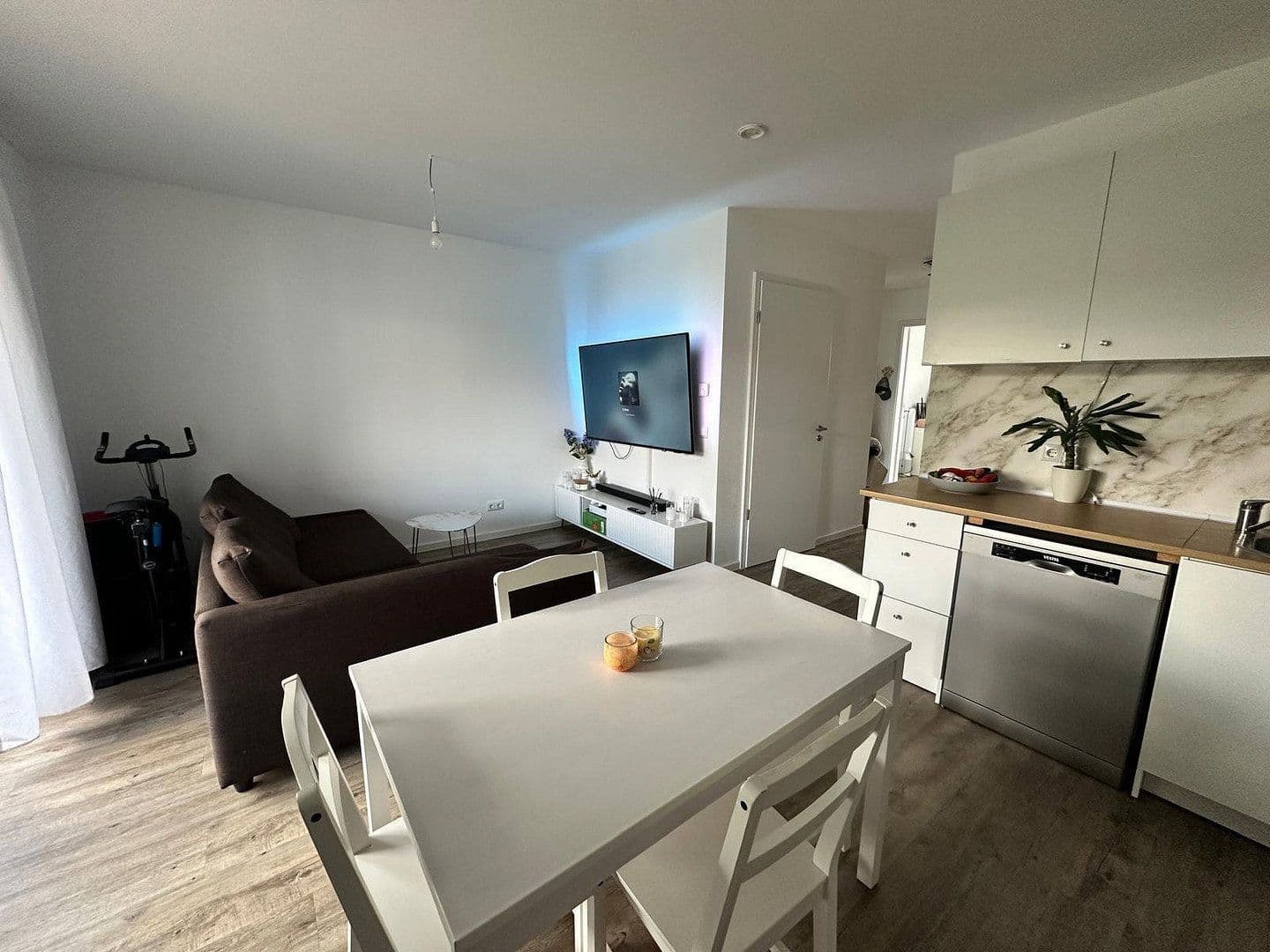 Prenájom bytu 2-izbový 53 m², Waldstr. 31, Fürth, Bavorsko Prenájom bytu 2-izbový 53 m², Waldstr. 31, Fürth, Bavorsko