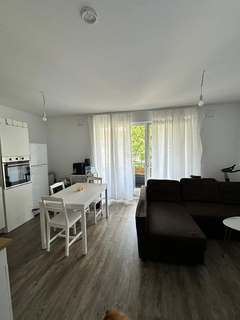 Prenájom bytu 2-izbový 53 m², Waldstr. 31, Fürth, Bavorsko Prenájom bytu 2-izbový 53 m², Waldstr. 31, Fürth, Bavorsko