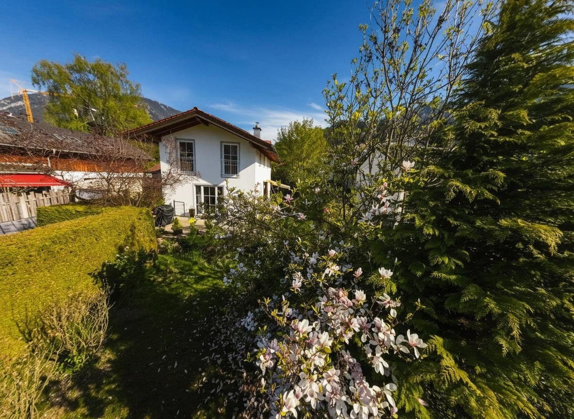 Predaj domu 125 m², pozemek 500 m², Bayerisch Gmain, Bavorsko Predaj domu 125 m², pozemek 500 m², Bayerisch Gmain, Bavorsko