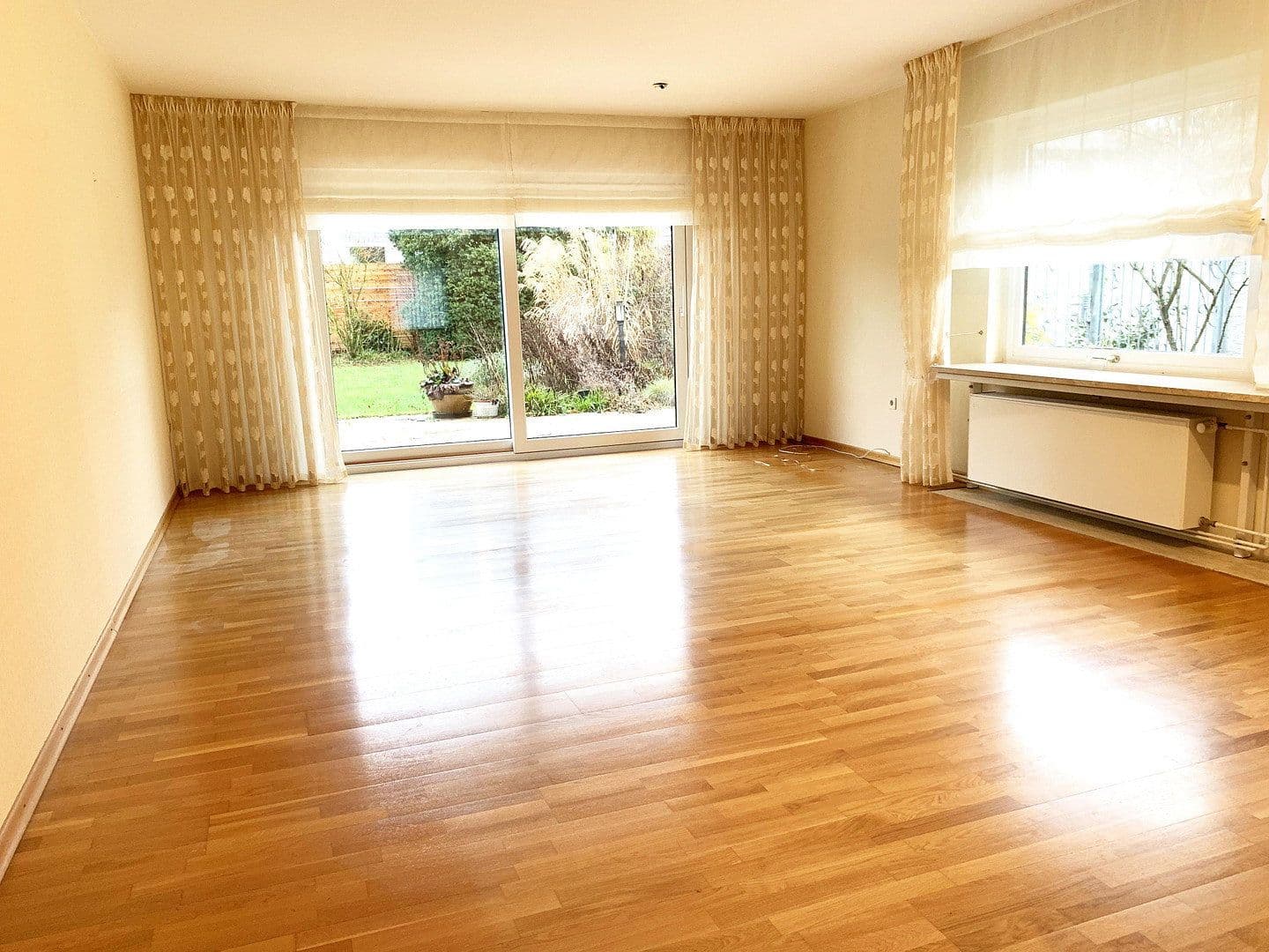 Predaj domu 152 m², pozemek 513 m², Köln, Severné Porýnie - Westfálsko Predaj domu 152 m², pozemek 513 m², Köln, Severné Porýnie - Westfálsko