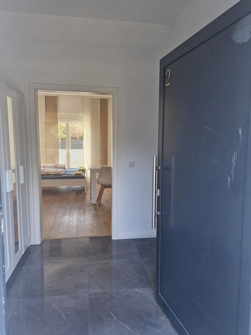 Prenájom bytu 1-izbový 40 m², Adolph-Kolping-Str. 32, Köln, Severné Porýnie - Westfálsko Prenájom bytu 1-izbový 40 m², Adolph-Kolping-Str. 32, Köln, Severné Porýnie - Westfálsko
