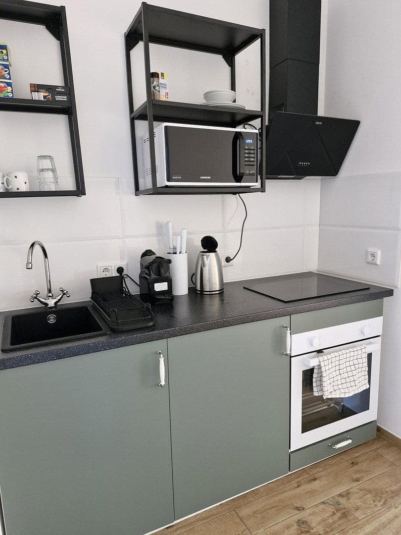 Prenájom bytu 1-izbový 40 m², Adolph-Kolping-Str. 32, Köln, Severné Porýnie - Westfálsko Prenájom bytu 1-izbový 40 m², Adolph-Kolping-Str. 32, Köln, Severné Porýnie - Westfálsko