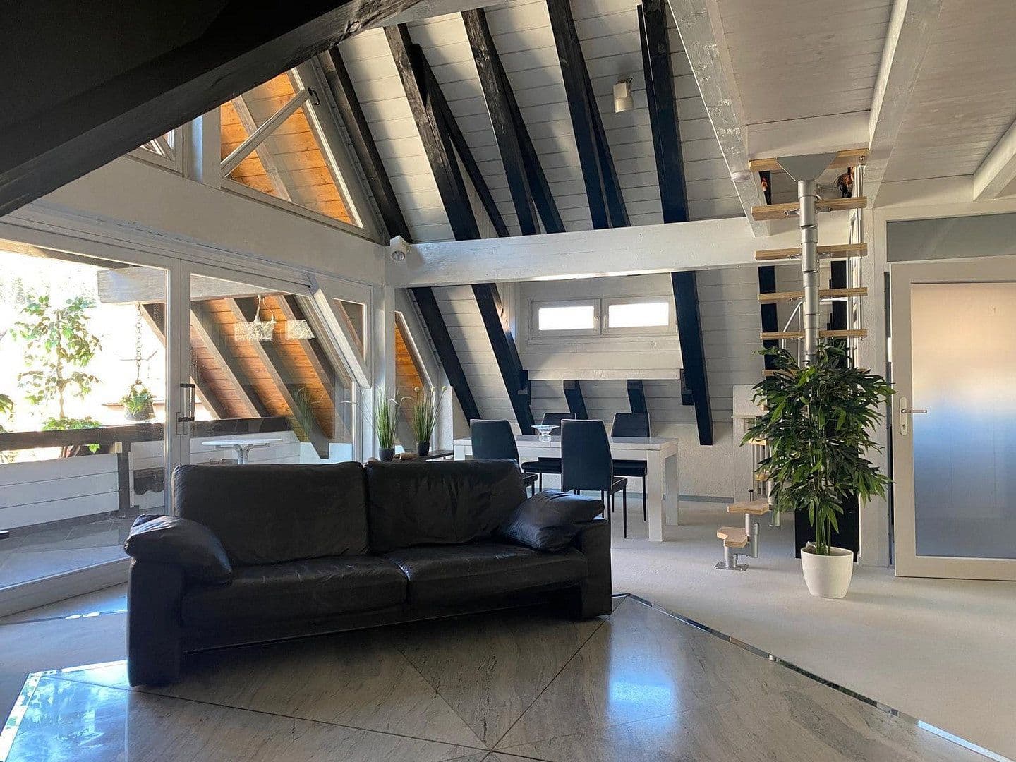 Predaj bytu 3-izbový 125 m², Hausen im Wiesental, Bádensko-Wurttembersko Predaj bytu 3-izbový 125 m², Hausen im Wiesental, Bádensko-Wurttembersko