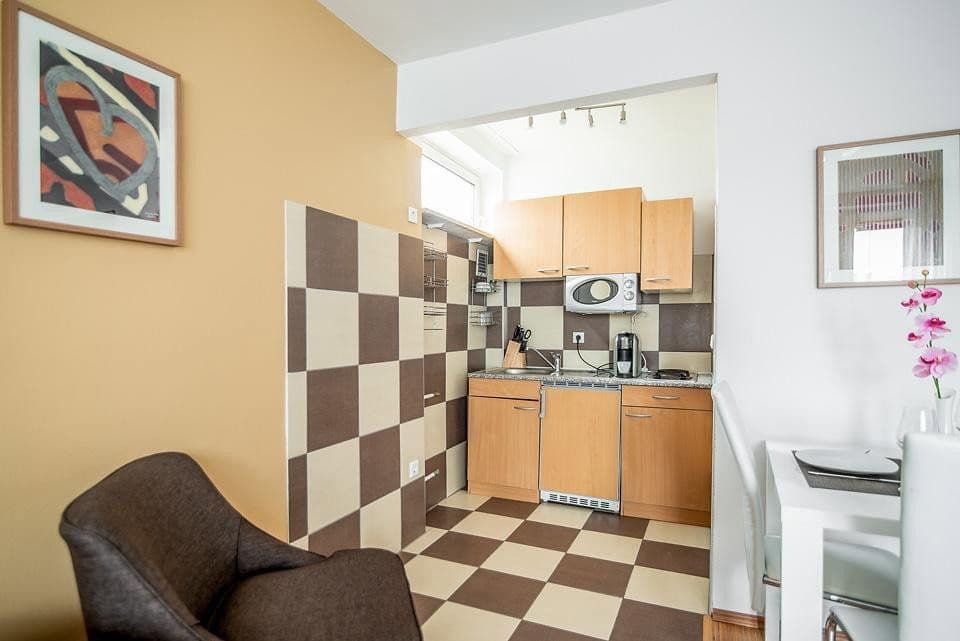 Prenájom bytu 1-izbový 30 m², Nürnberg, Bavorsko Prenájom bytu 1-izbový 30 m², Nürnberg, Bavorsko