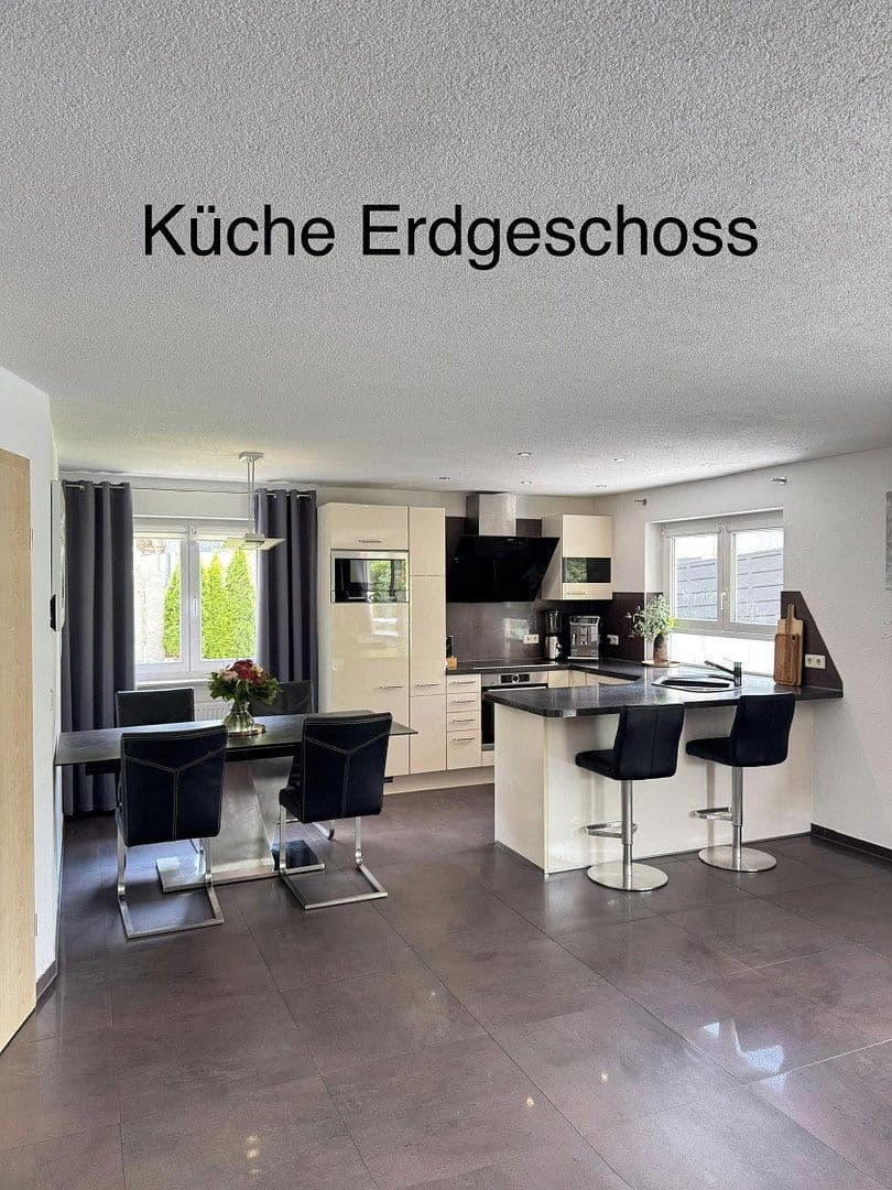 Predaj domu 220 m², pozemek 1.300 m², Forchtenberg, Bádensko-Wurttembersko Predaj domu 220 m², pozemek 1.300 m², Forchtenberg, Bádensko-Wurttembersko