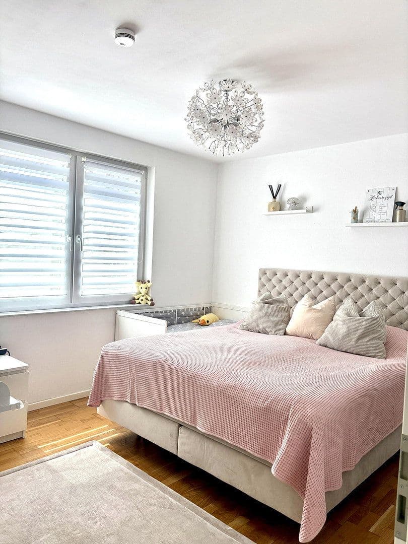 Predaj bytu 3-izbový 87 m², Konz, Porýnie-Falcko Predaj bytu 3-izbový 87 m², Konz, Porýnie-Falcko