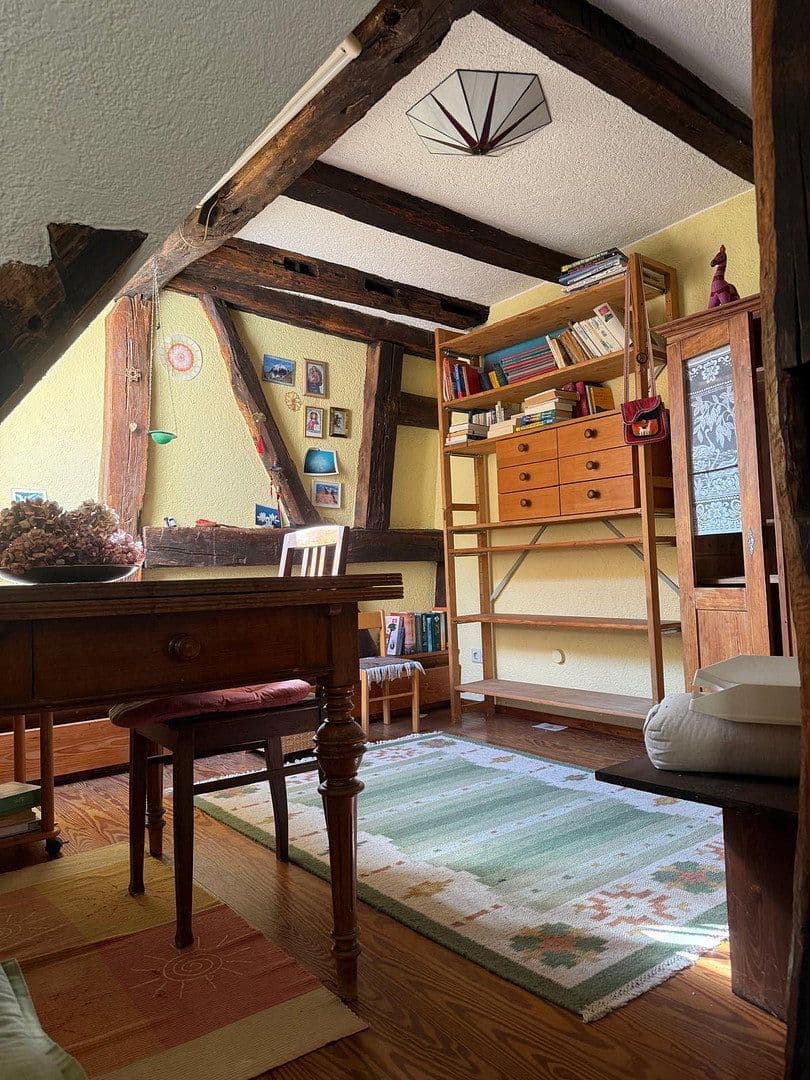 Predaj domu 188 m², pozemek 362 m², Obere Gasse 8, Oberderdingen, Bádensko-Wurttembersko Predaj domu 188 m², pozemek 362 m², Obere Gasse 8, Oberderdingen, Bádensko-Wurttembersko