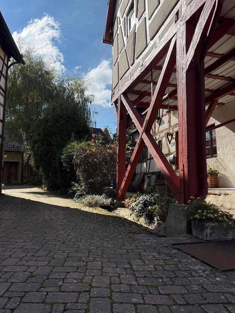 Predaj domu 188 m², pozemek 362 m², Obere Gasse 8, Oberderdingen, Bádensko-Wurttembersko Predaj domu 188 m², pozemek 362 m², Obere Gasse 8, Oberderdingen, Bádensko-Wurttembersko